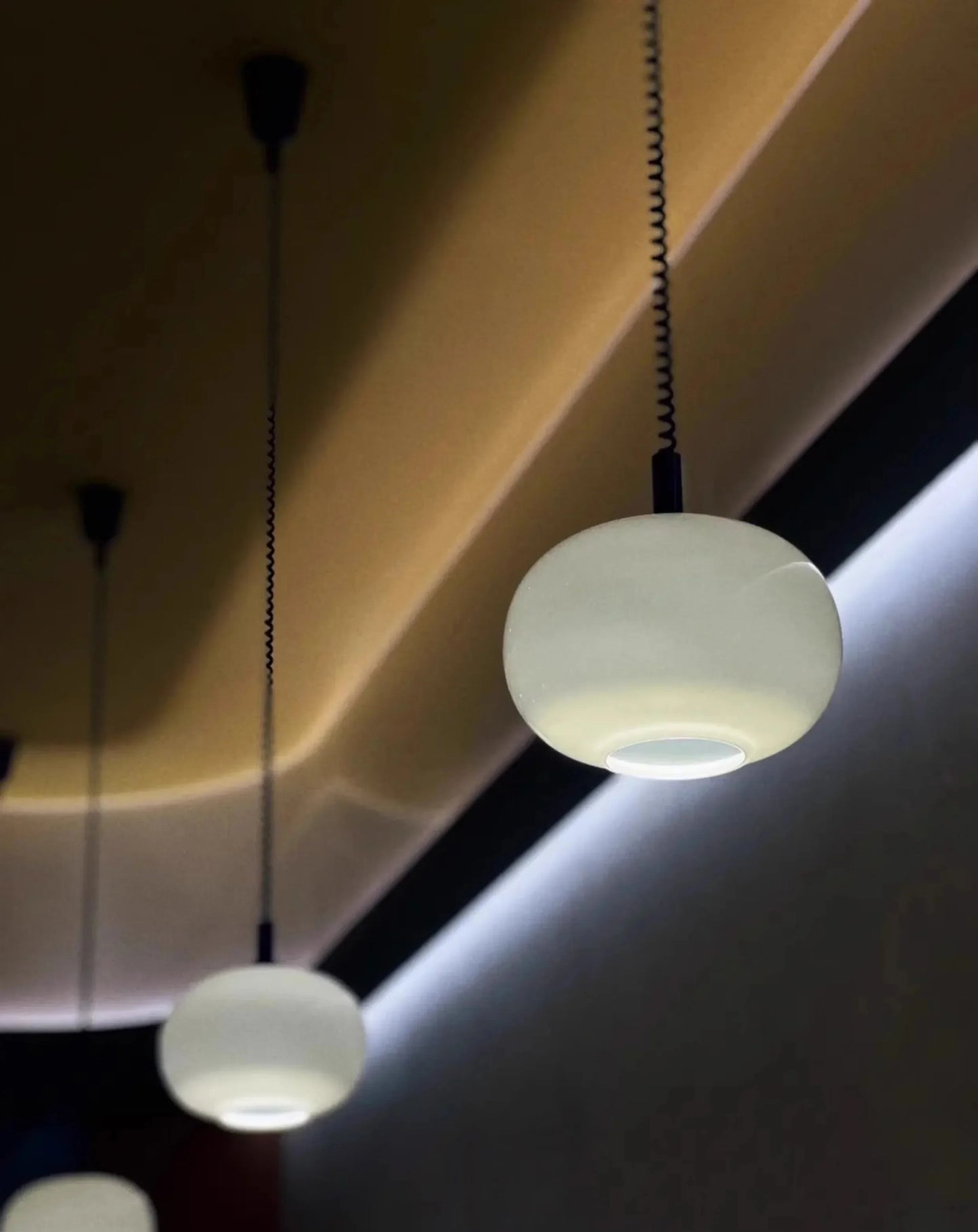 Pendant Ceiling Light Coil-Line Retro Contemporary Nordic Colorful Hanging Lamp Living Room Bedroom Dining Kitchen Gift Dining