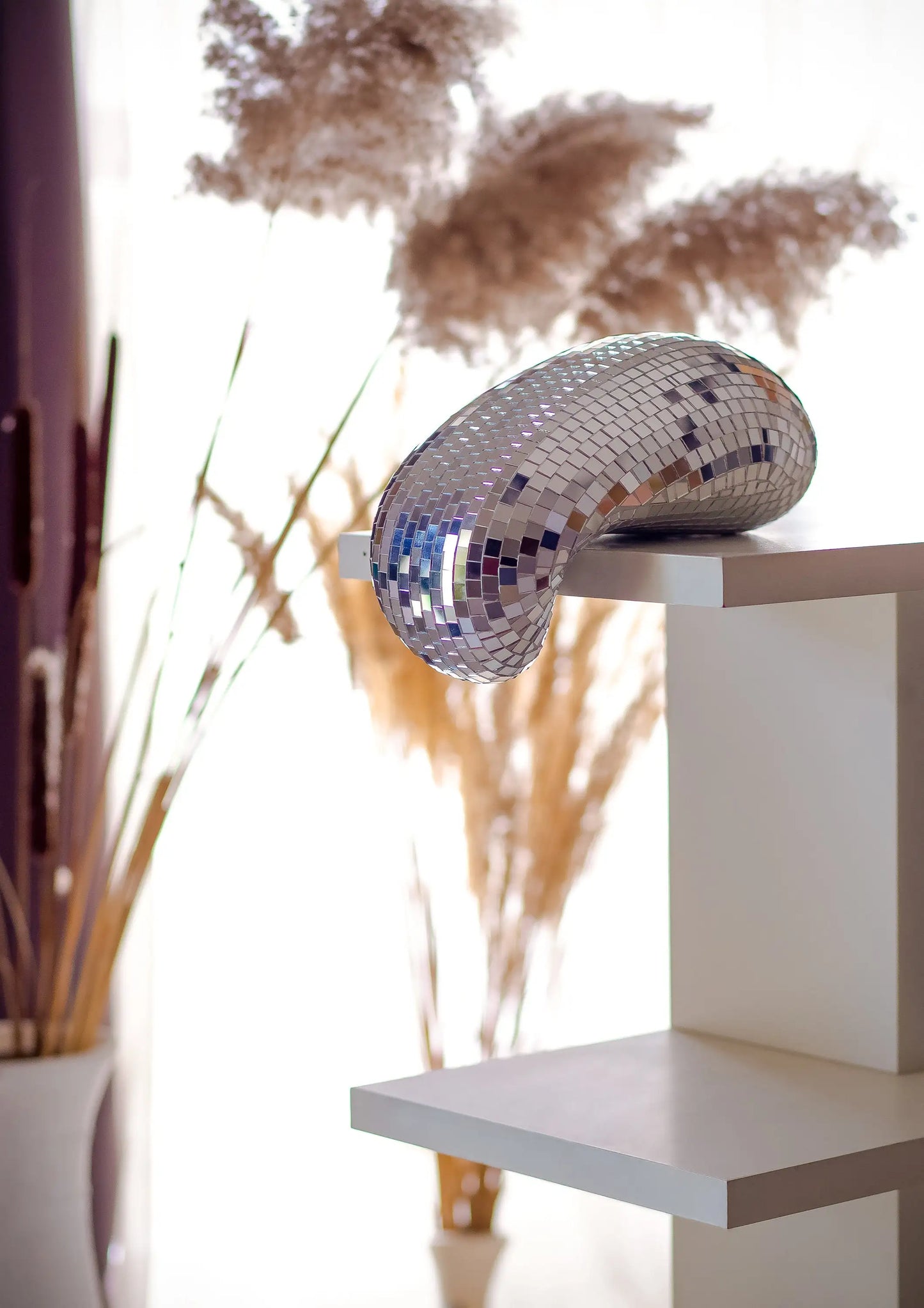 Ornament Sculpture Melting Disco Ball Retro Novelty Shelf Desk Office Living Room Bedroom Home Decor Housewarming Gift Unique Decor