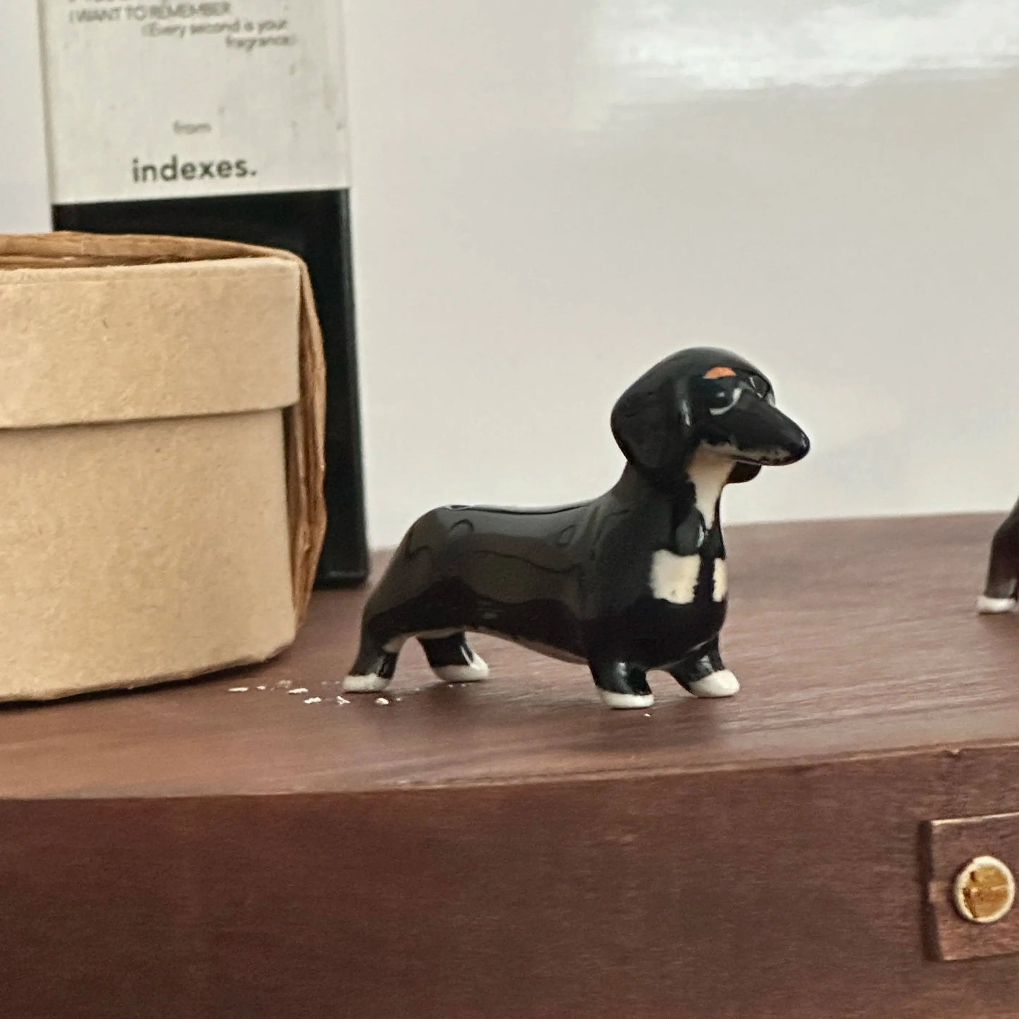 Incense Holder Burner Ceramic Dachshund Dog Humor Novelty Funny Shelf Desk Home Office Aromatherapy Decor Unique Gift Living Room
