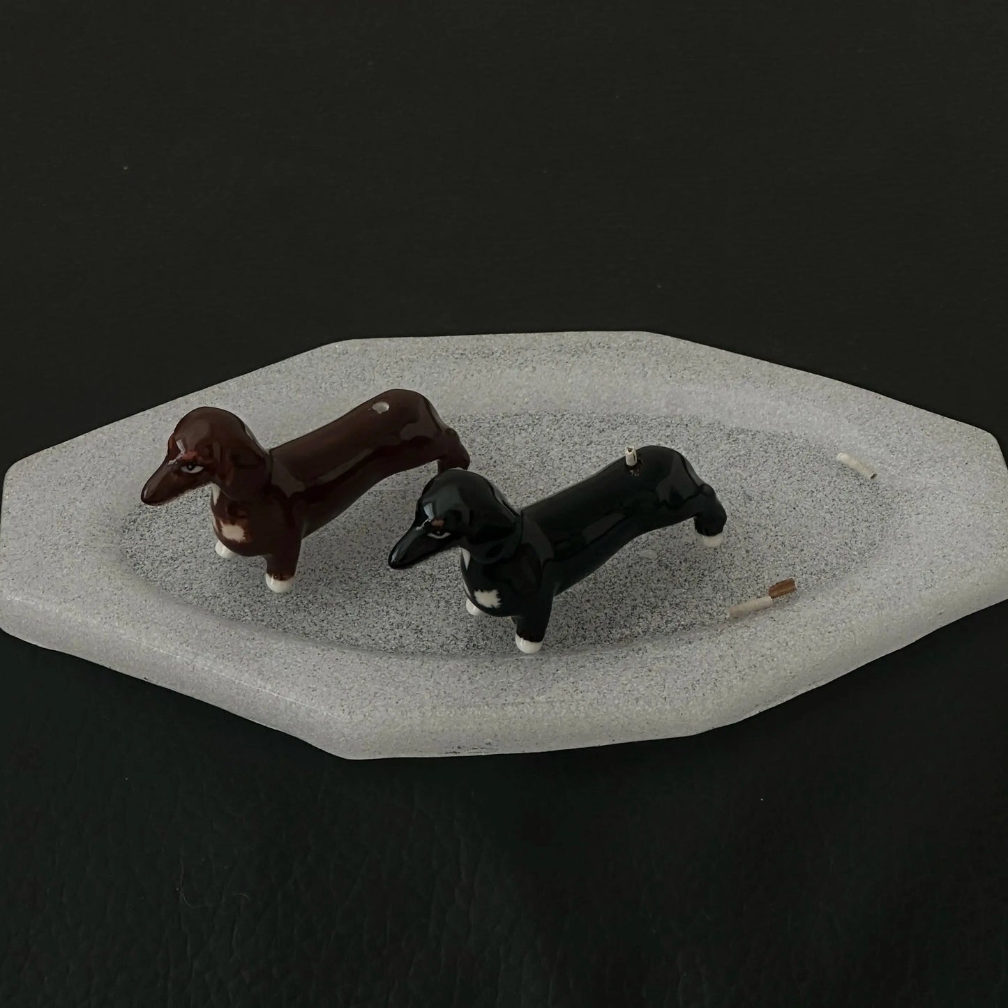 Incense Holder Burner Ceramic Dachshund Dog Humor Novelty Funny Shelf Desk Home Office Aromatherapy Decor Unique Gift Living Room